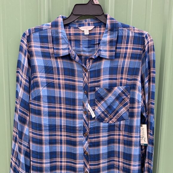 Women's Plus Soft Plaid Flannel Button-Down Shirt, Size 1X - Picture 2 of 8